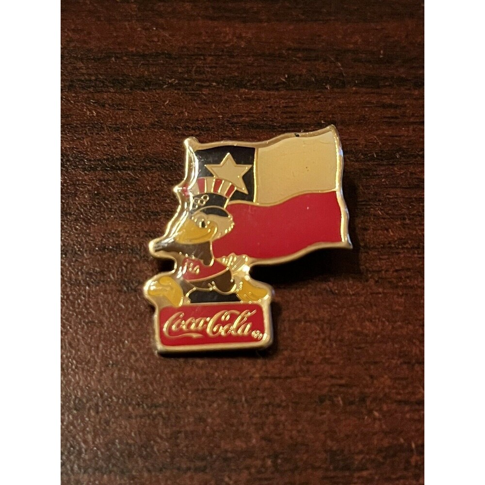 Vintage 1984 Los Angeles Olympics Coca Cola Sam Eagle Chile Flag Lapel Pin‎